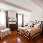 La Corte Del Duca